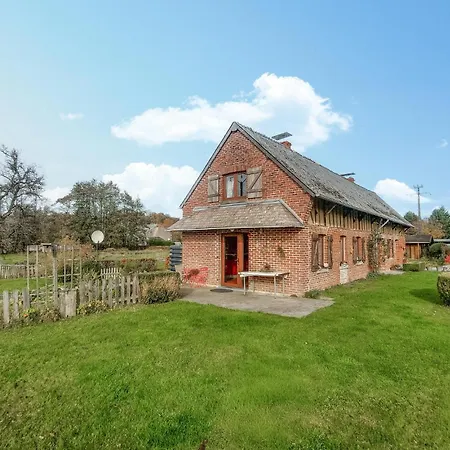 Сasa de vacaciones Charmante Longere En Campagne La Neuville-aux-Joutes